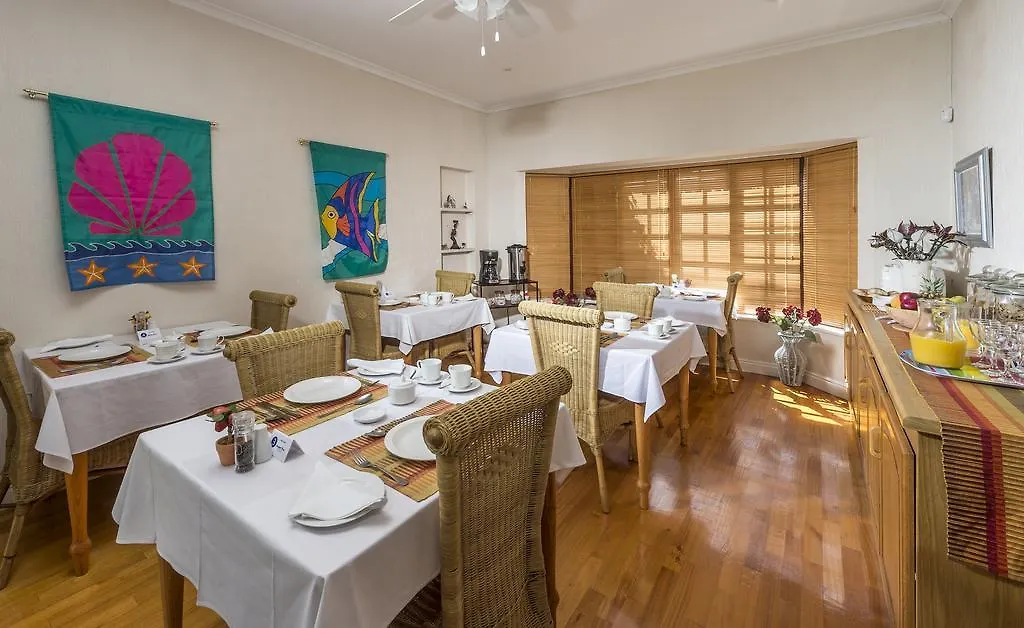 Summer Blue Guesthouse Port Elizabeth